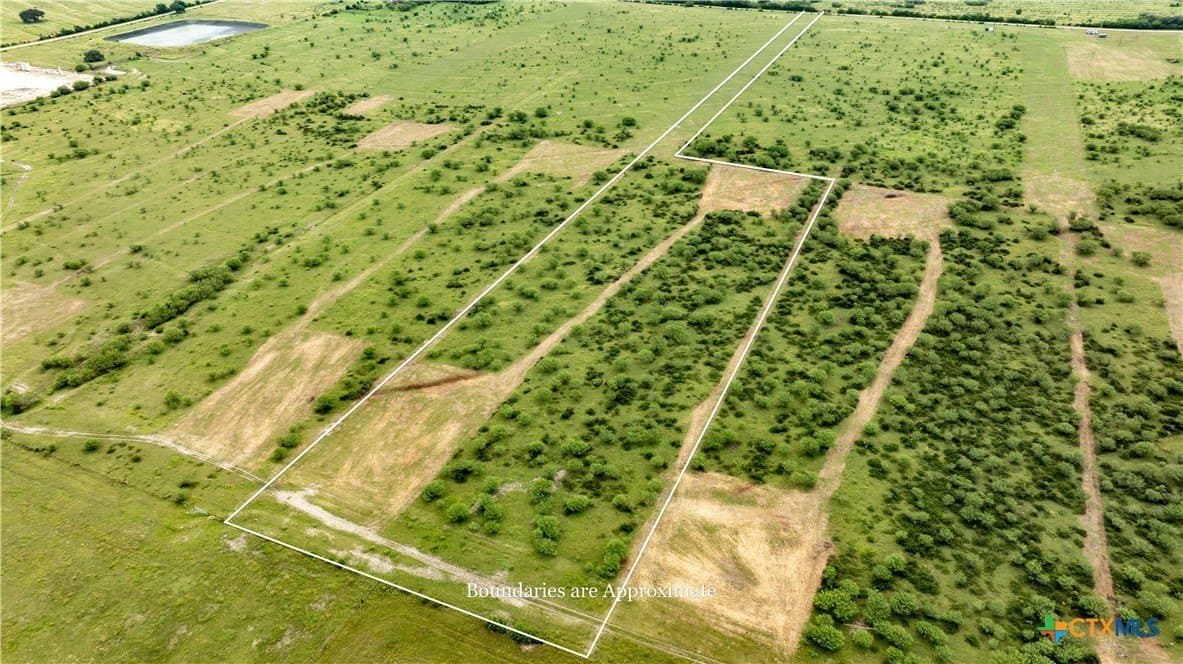 10.01 acres in DeWitt County - photo 6