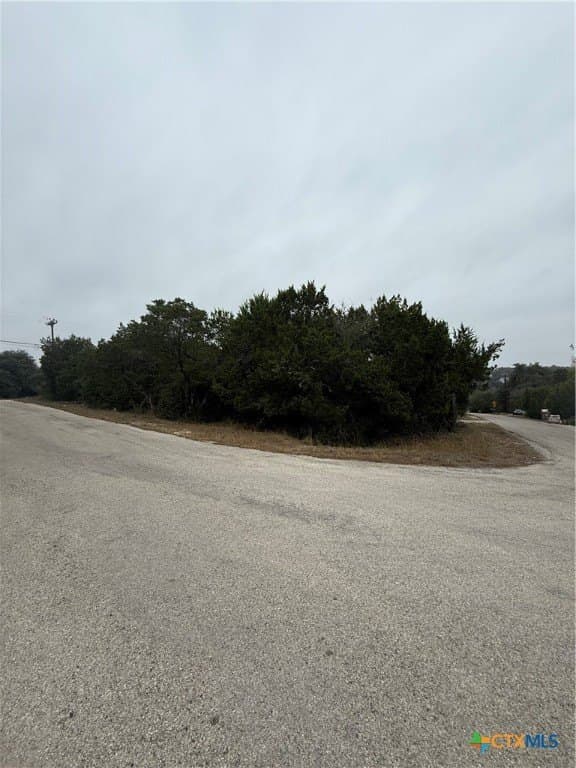 0.17 acres in Comal County - photo 2