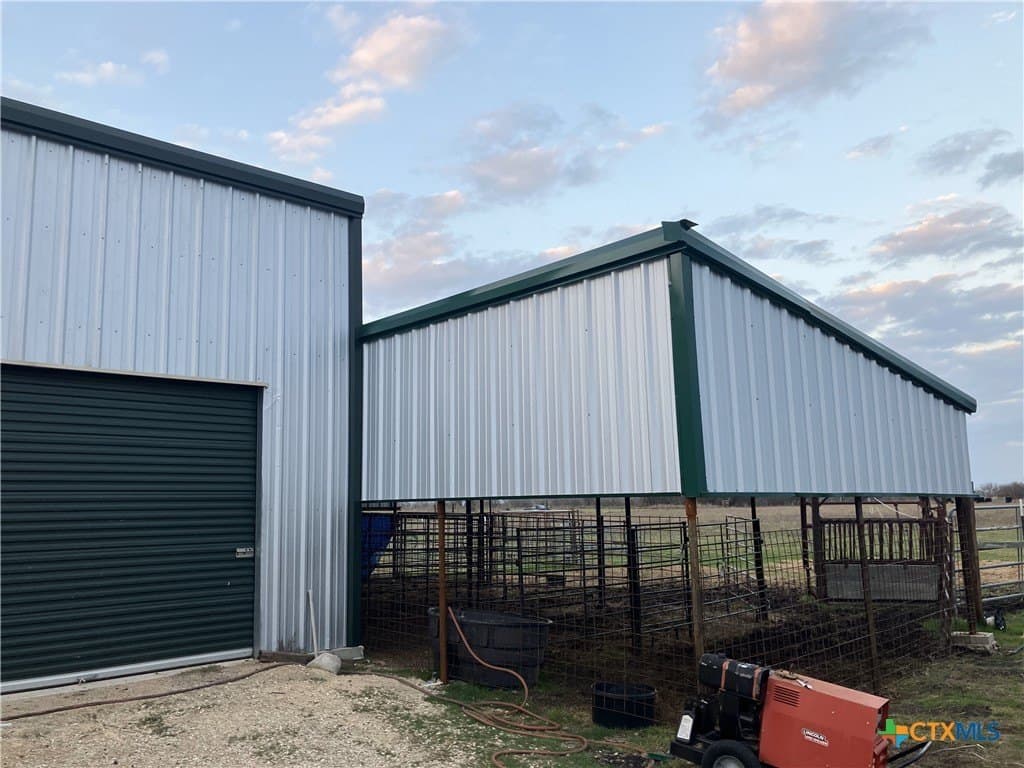 10.42 acres in Guadalupe County - photo 8