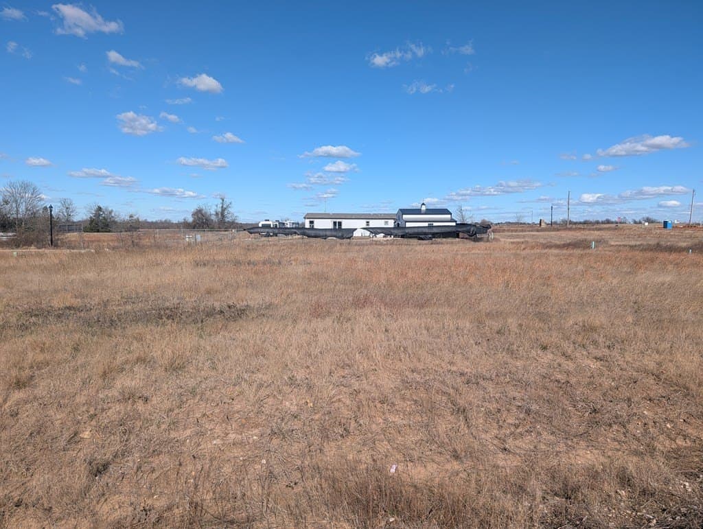 0.36 acres in Henderson County - photo 4