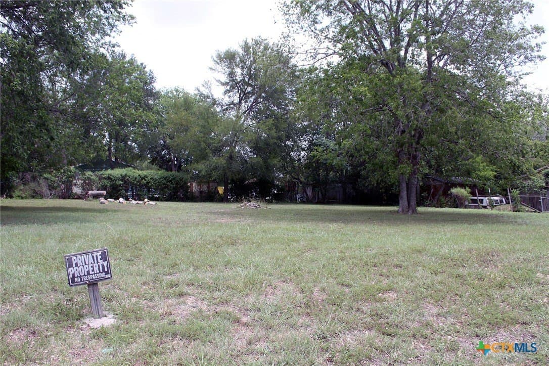 0.33 acres in Caldwell County - photo 4