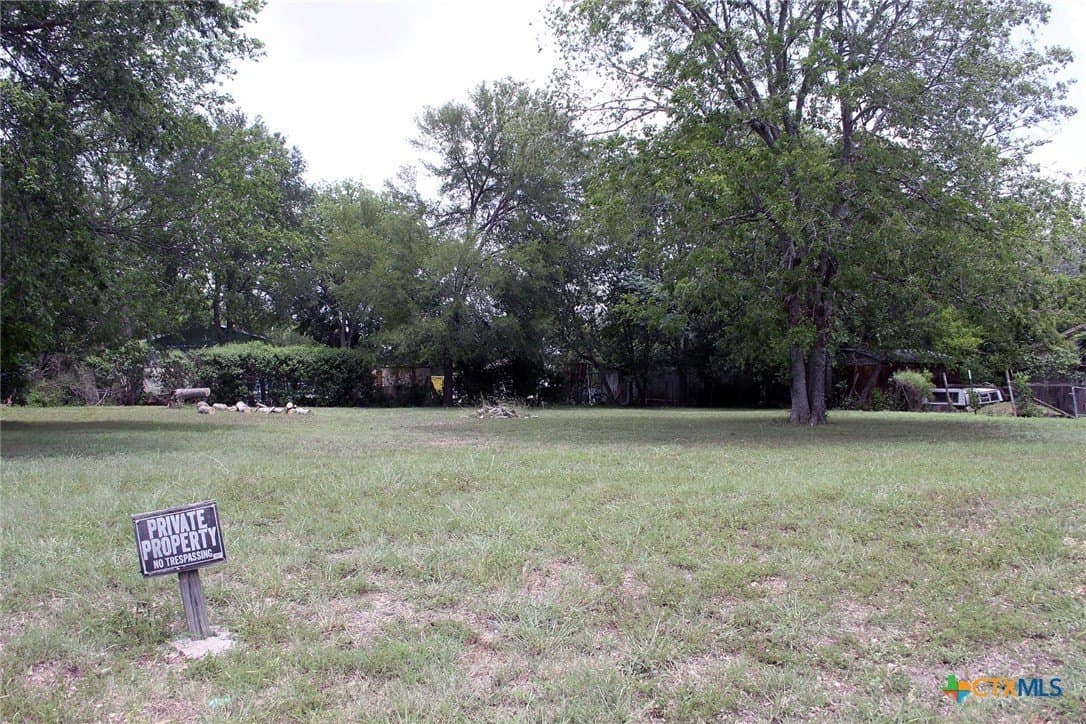 0.33 acres in Caldwell County - photo 3