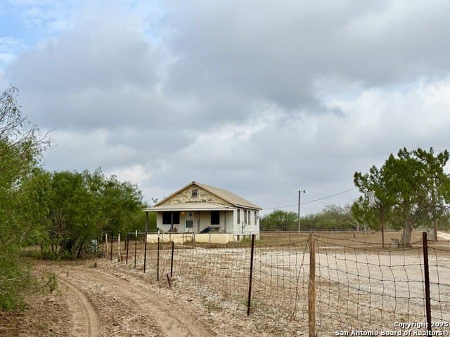 109 acres in Jim Wells County - photo 2