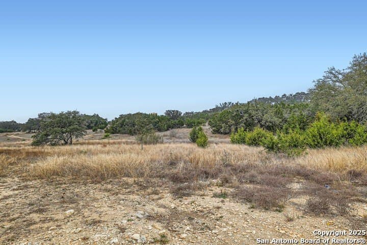 1.09 acres in Comal County - photo 4