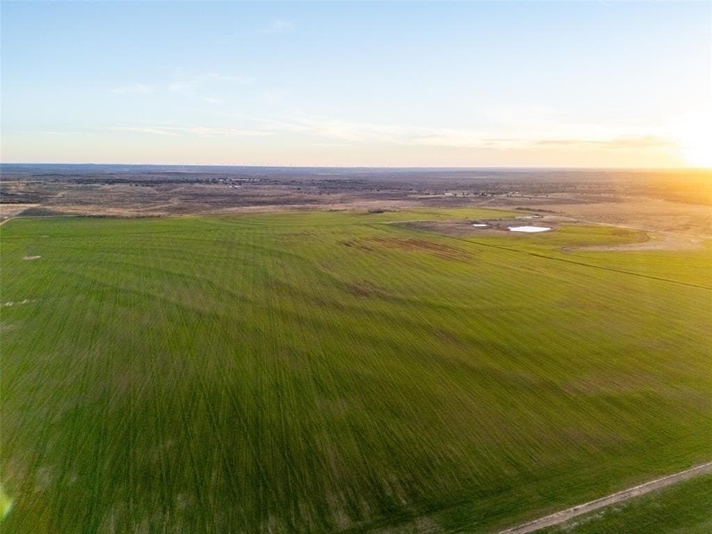 320 acres in Young County - photo 3