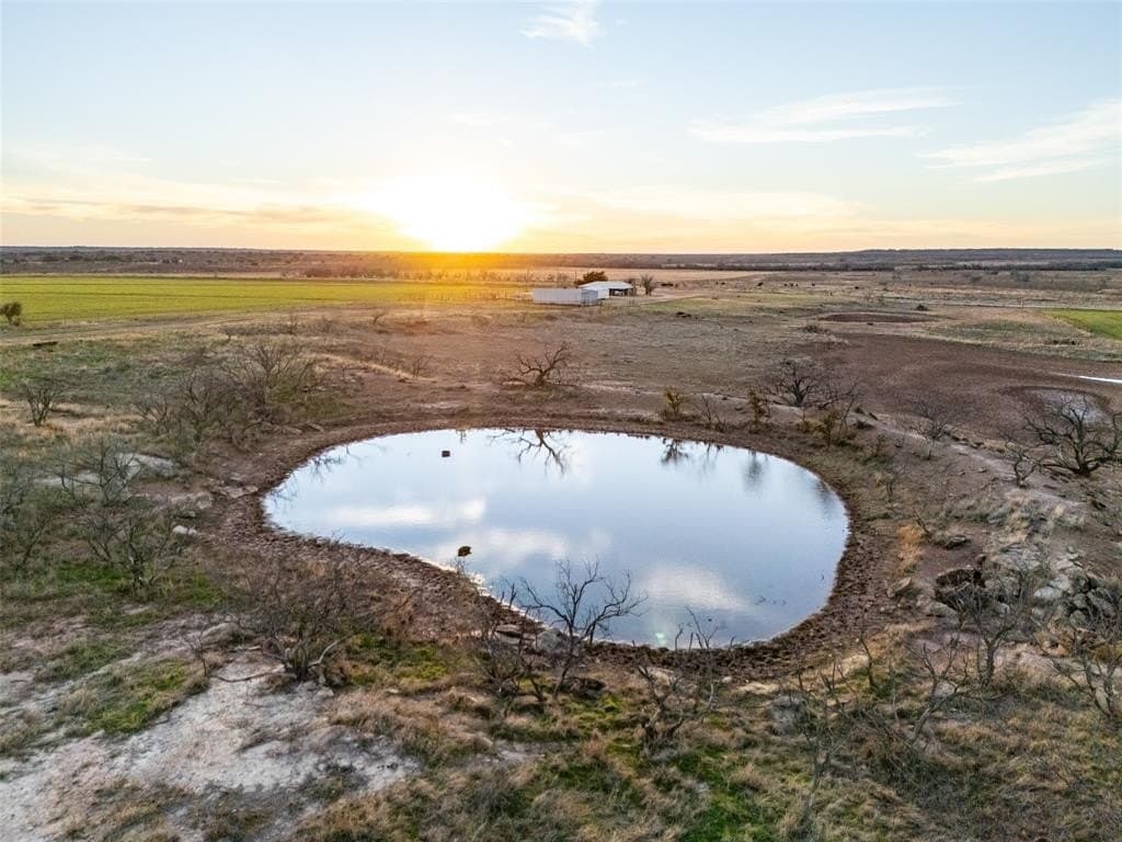 320 acres in Young County - photo 5