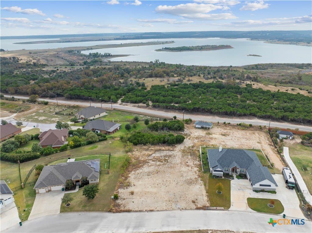 0.88 acres in Bell County - photo 2