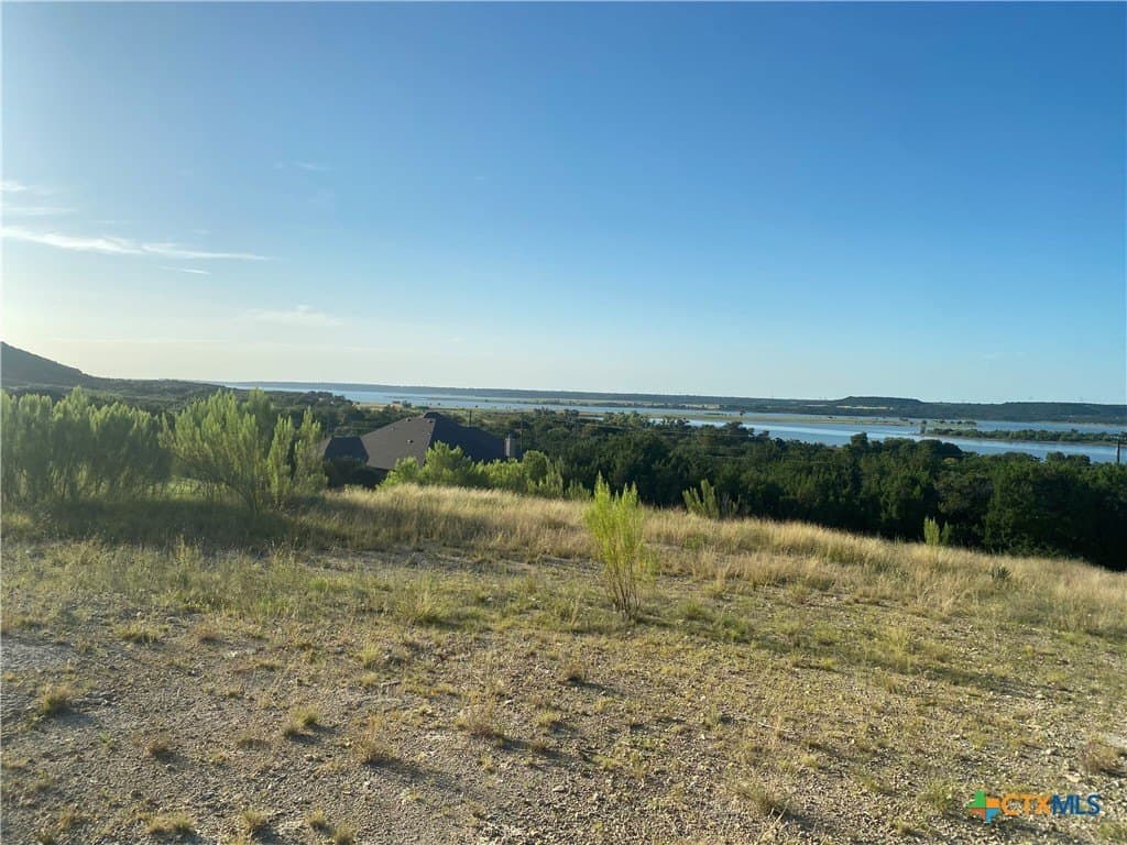 0.88 acres in Bell County - photo 11