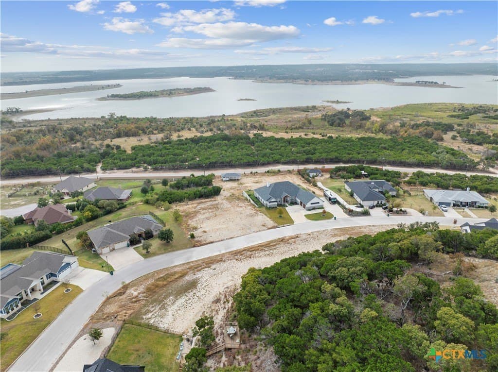 0.88 acres in Bell County - photo 5