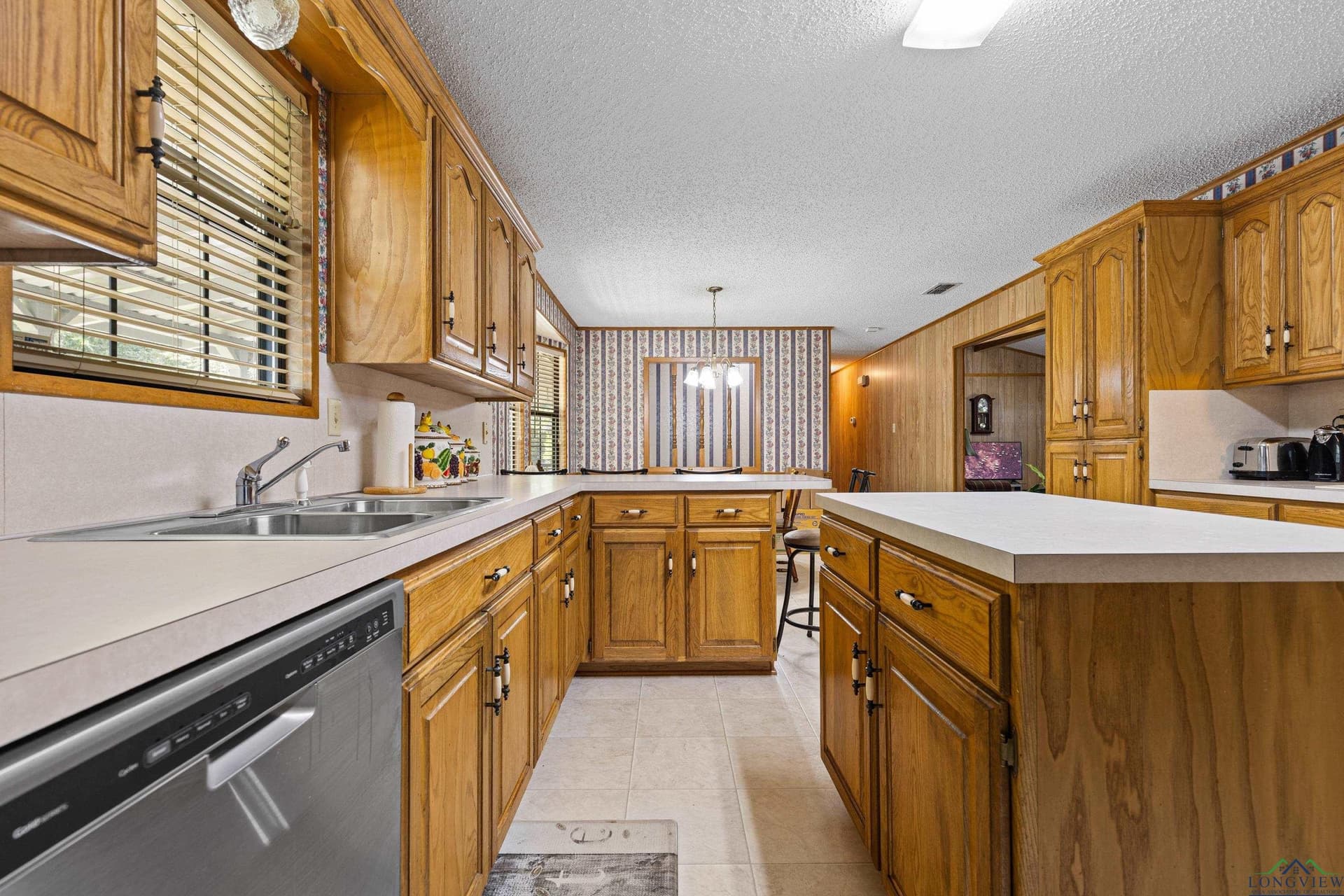 10.6 acres in Gregg County - photo 25