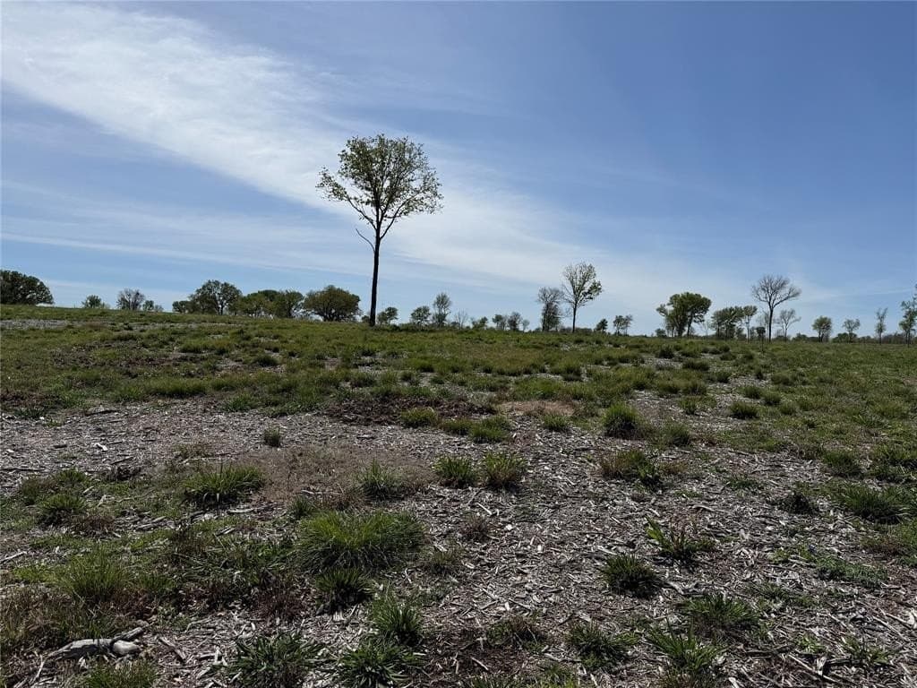 1.28 acres in Navarro County - photo 18