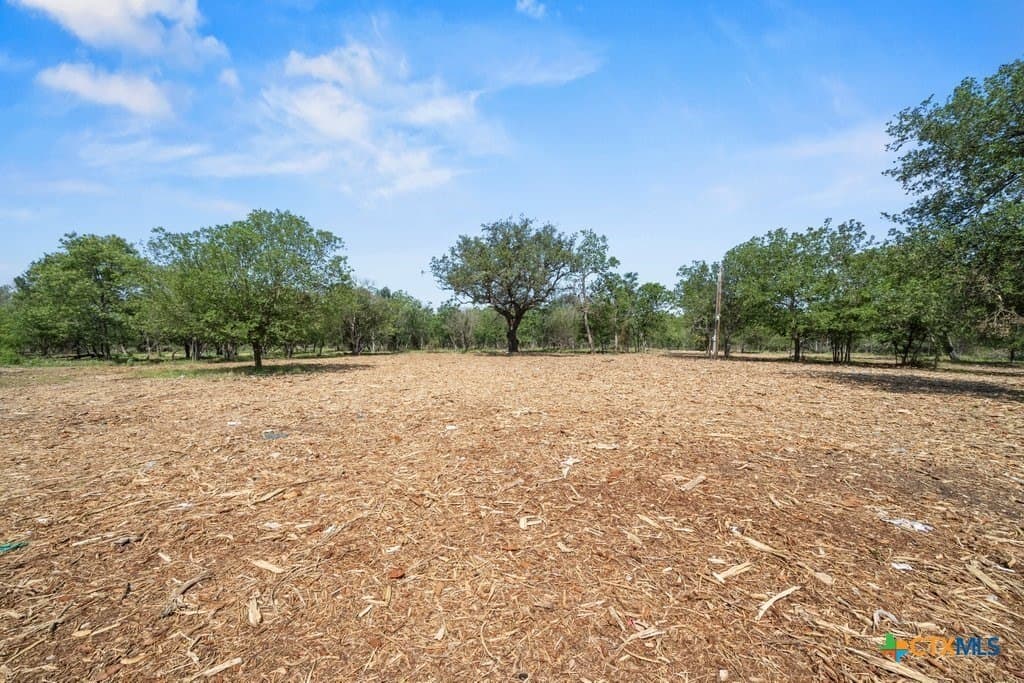 2.41 acres in Comal County - photo 7