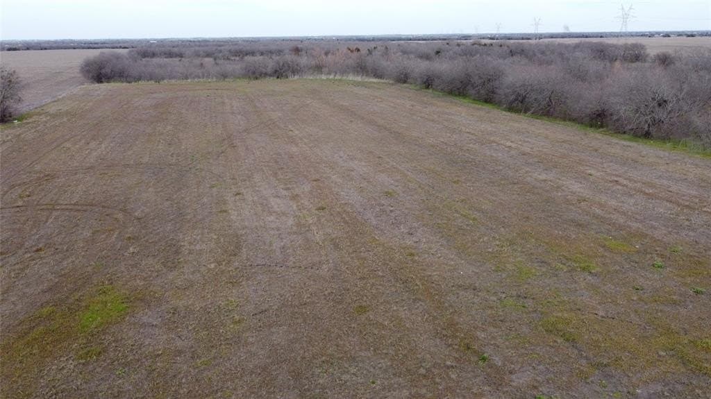 27.02 acres in Ellis County - photo 4