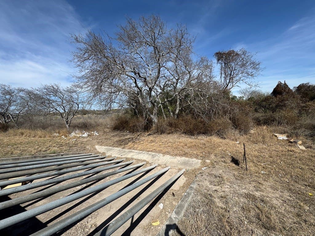 0.16 acres in Maverick County - photo 3