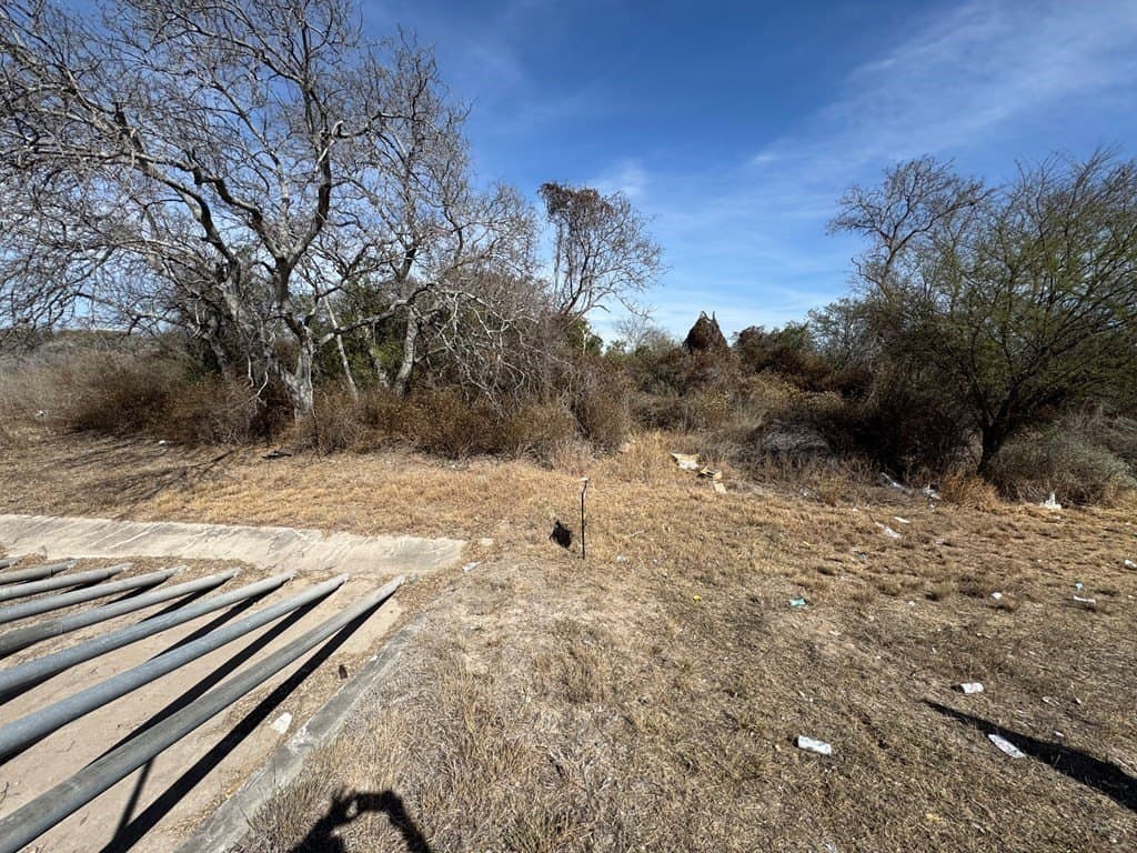 0.16 acres in Maverick County - photo 2
