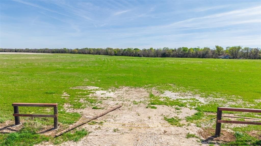 12.5 acres in Hunt County - photo 4