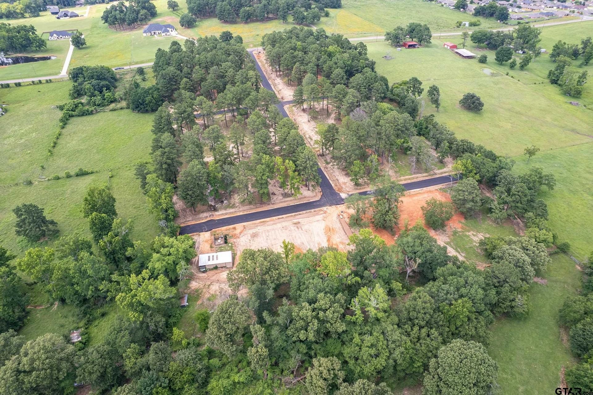 0.26 acres in Smith County - photo 9