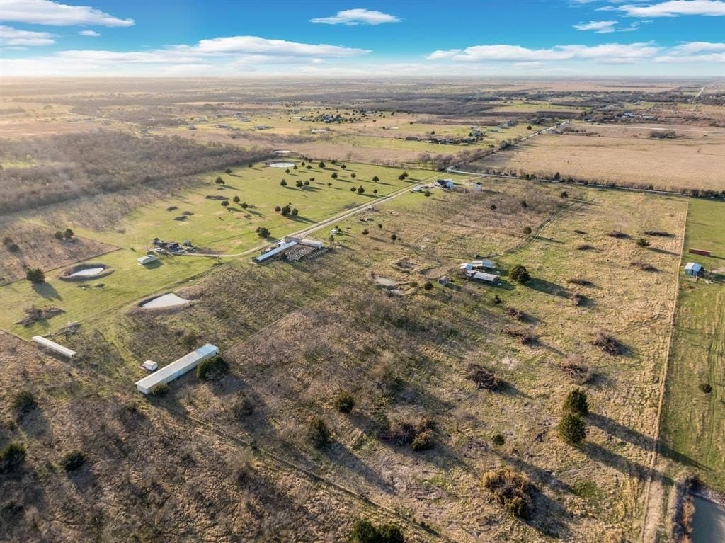 10.1 acres in Navarro County - photo 20