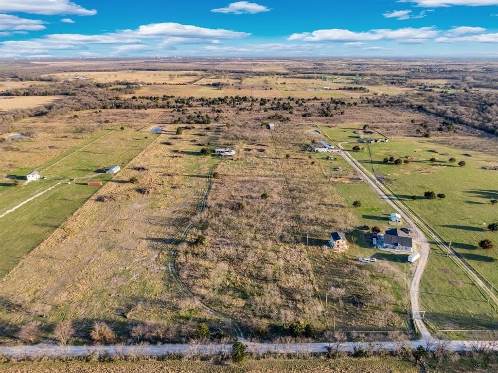 10.1 acres in Navarro County - photo 25