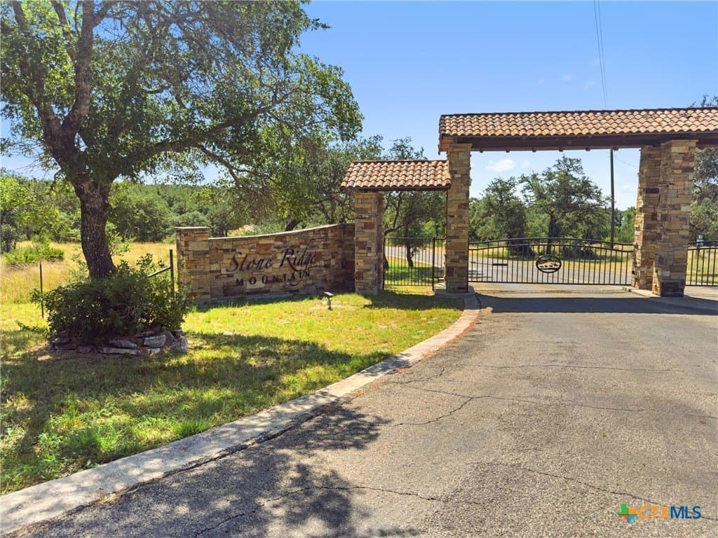 10.57 acres in Blanco County - photo 30
