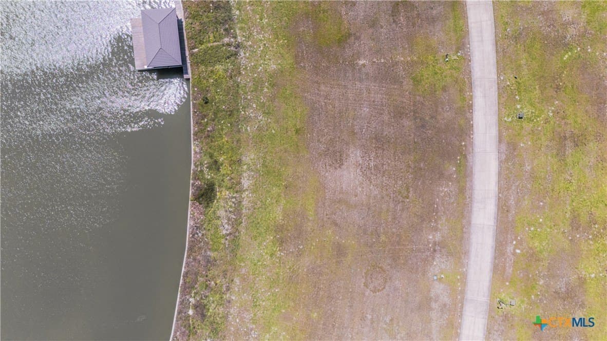 0.31 acres in Calhoun County - photo 4