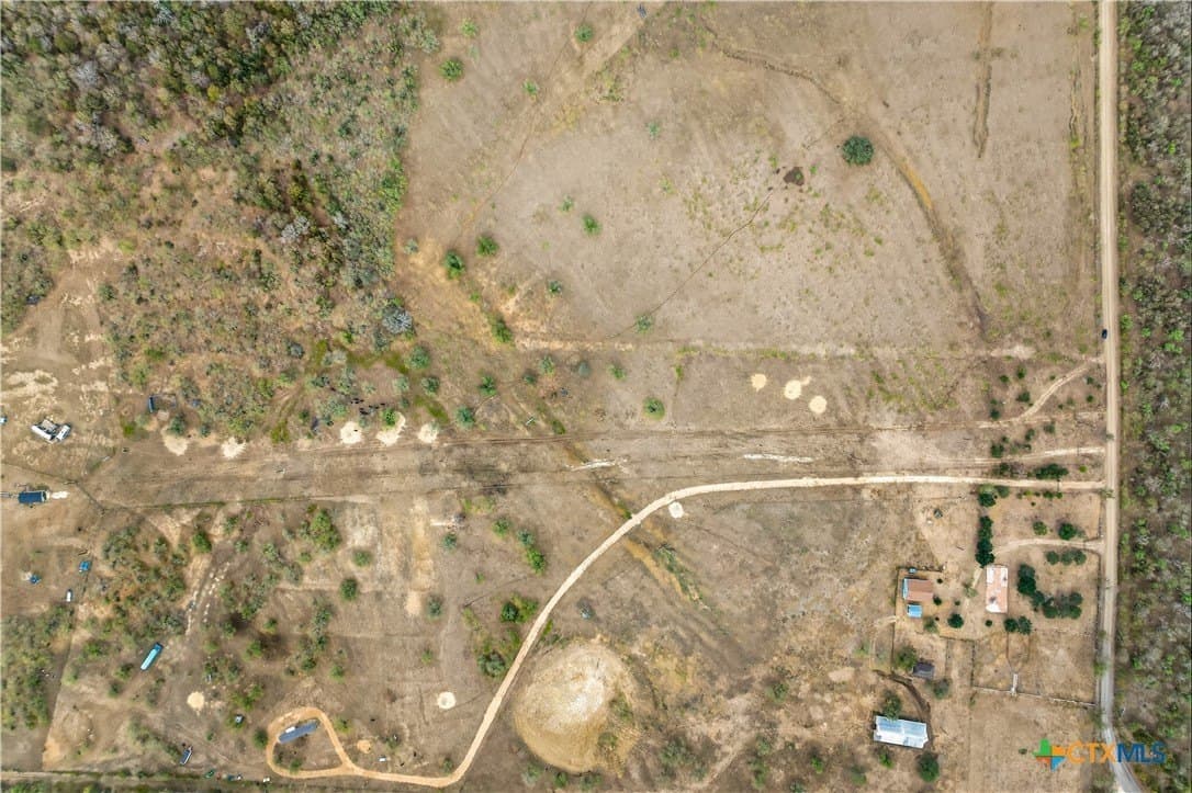11 acres in Gonzales County - photo 10