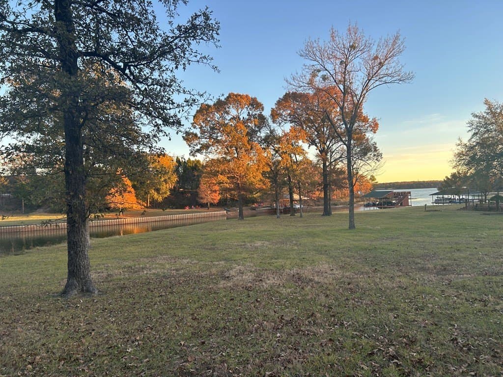 1.18 acres in Henderson County - photo 5