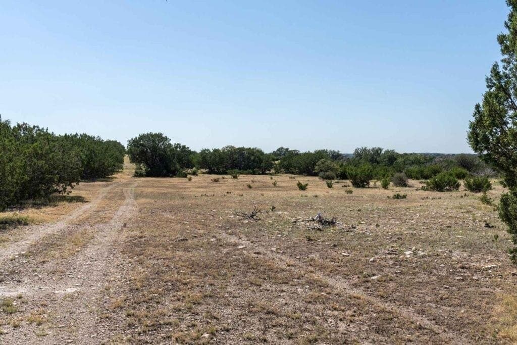289 acres in Kimble County - photo 32