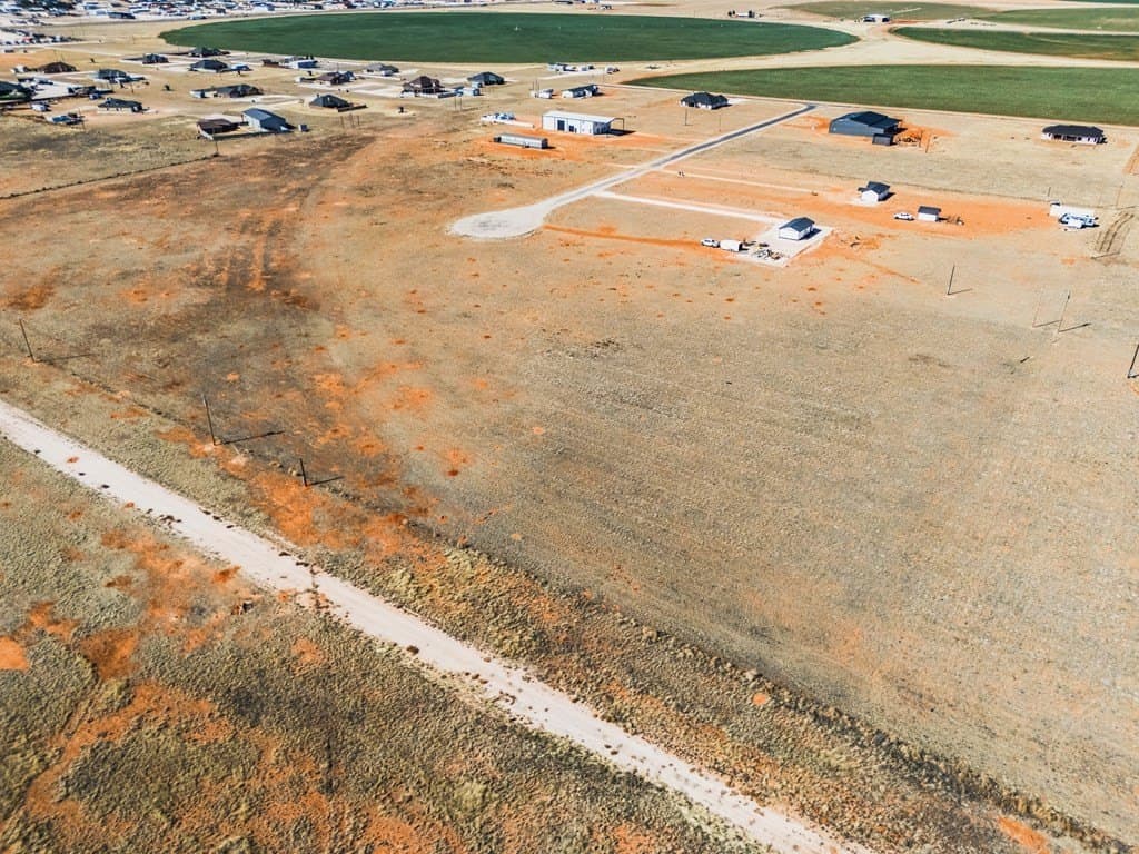 5.47 acres in Gaines County - photo 5