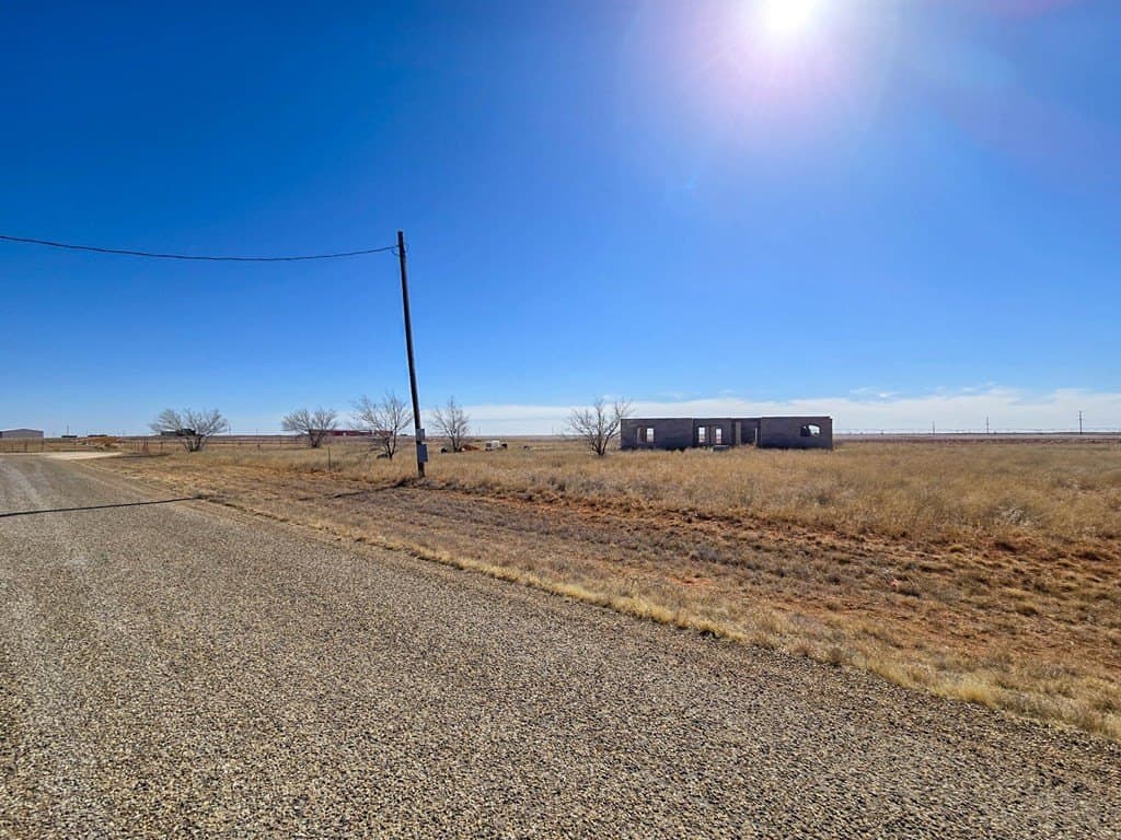 3 acres in Gaines County - photo 5