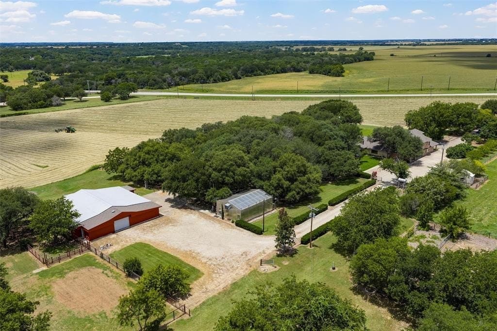 16.49 acres in McLennan County - photo 2