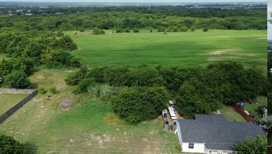 0.21 acres in Ellis County - photo 10