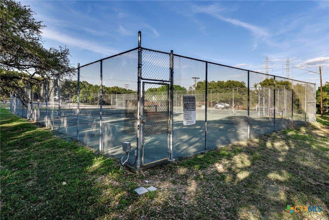 0.62 acres in Travis County - photo 13