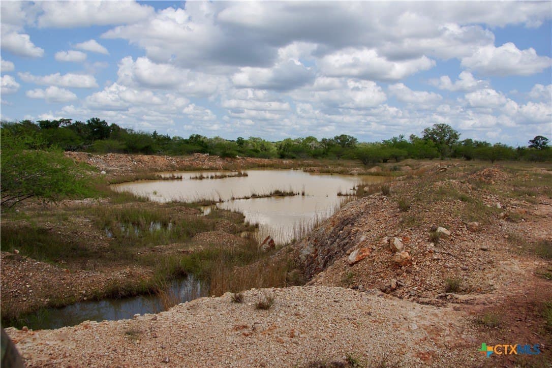 35.2 acres in DeWitt County - photo 37