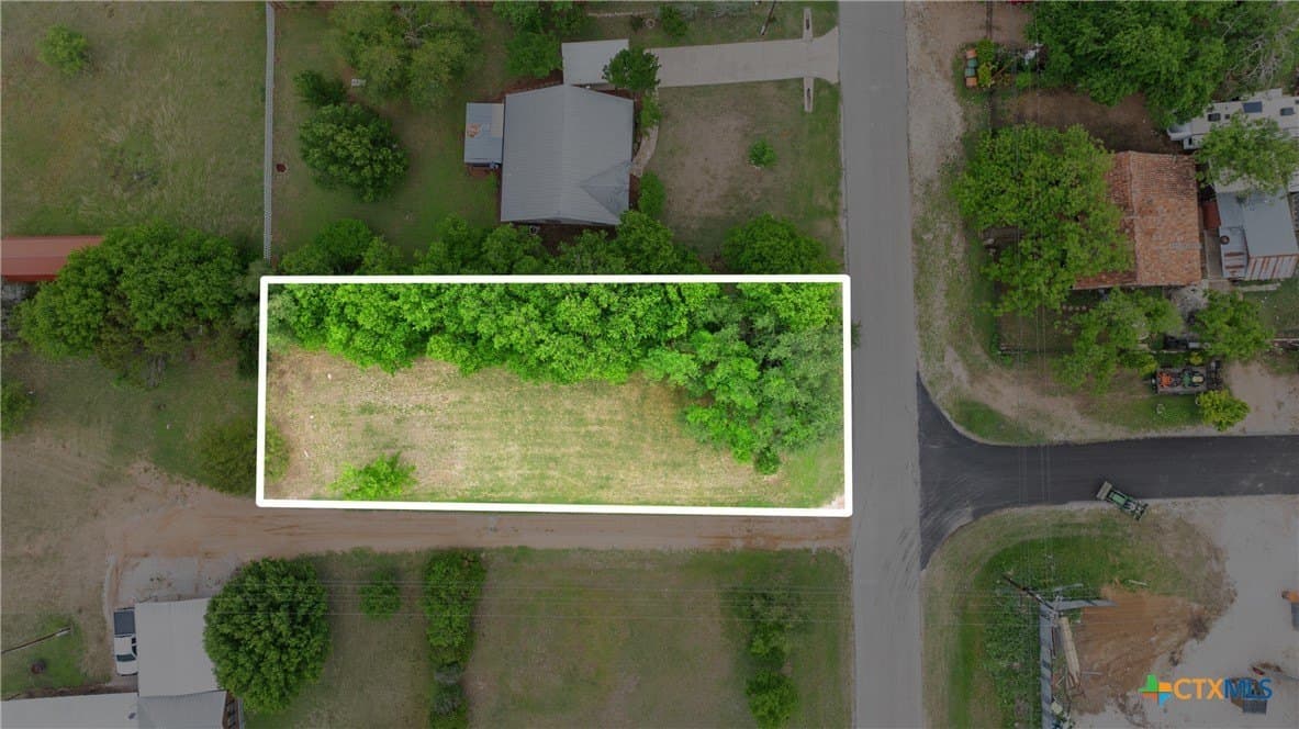 0.21 acres in Blanco County - photo 6