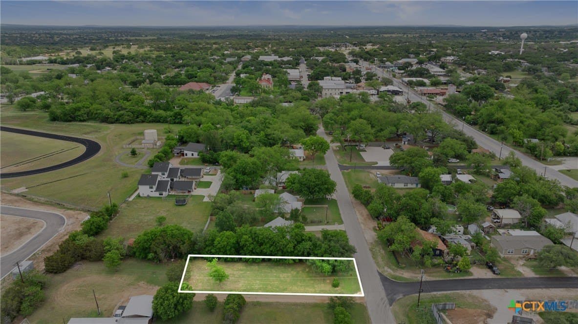 0.21 acres in Blanco County - photo 5