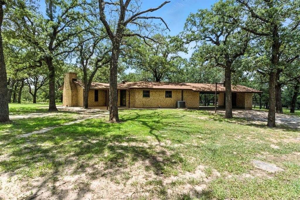 10 acres in Erath County - photo 25