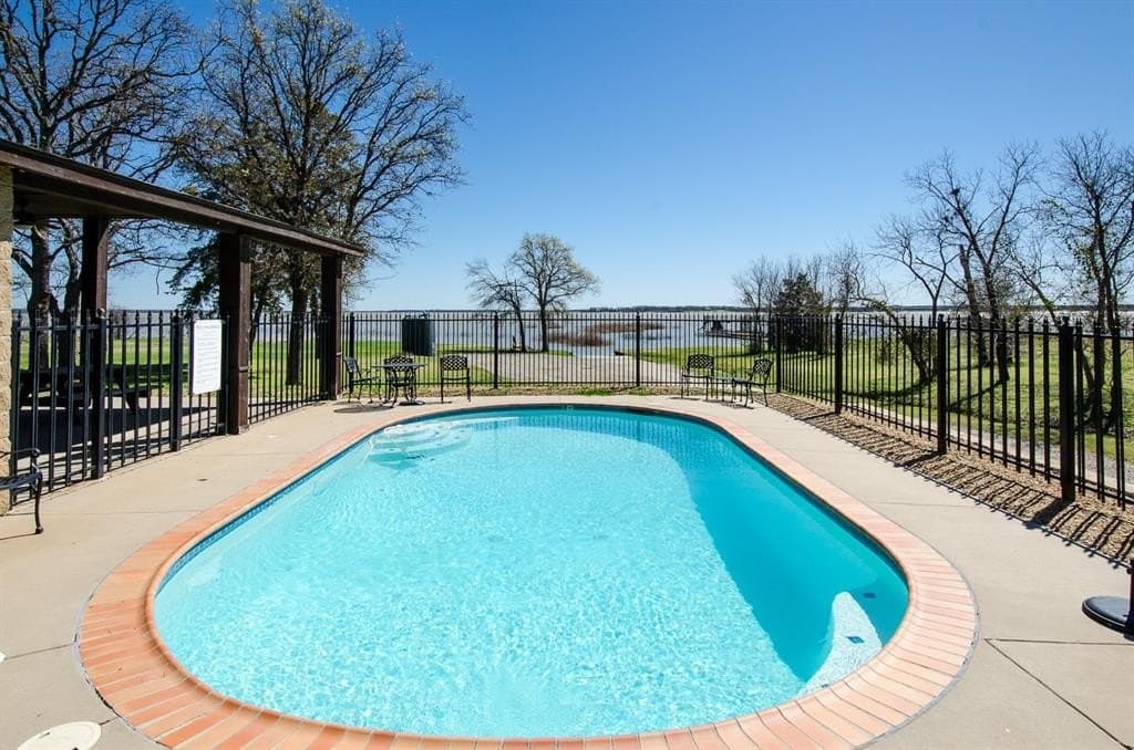 1.26 acres in Navarro County - photo 37