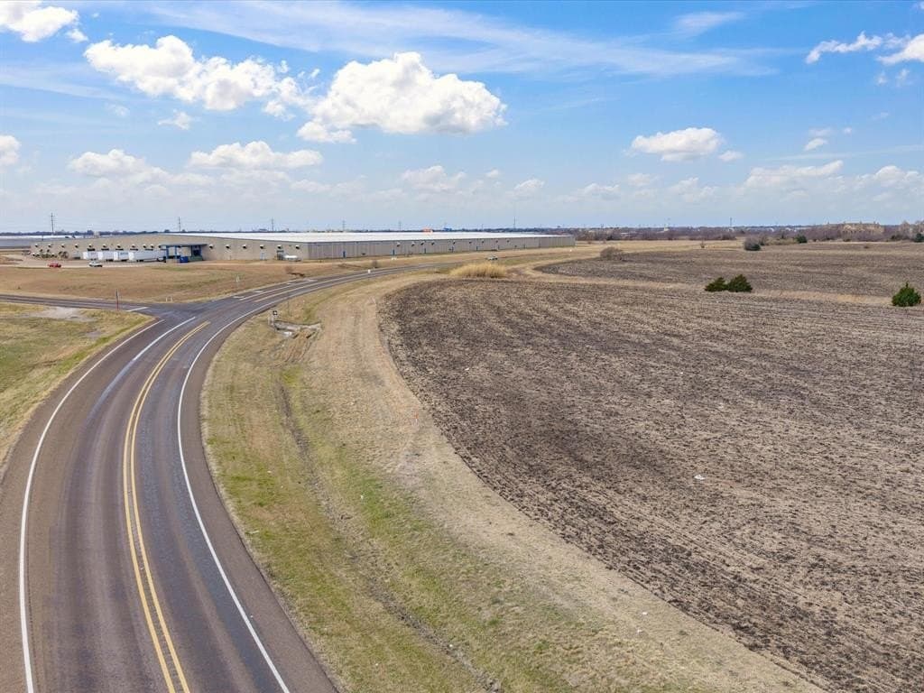 37.73 acres in Ellis County - photo 7