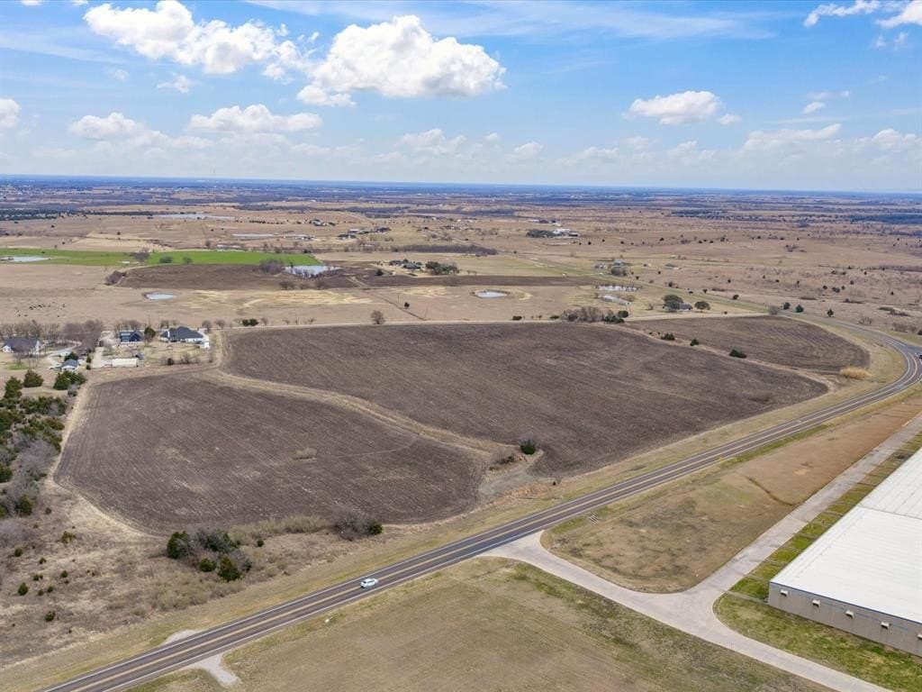37.73 acres in Ellis County - photo 20