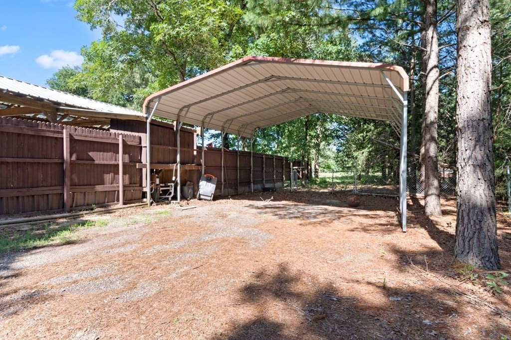 15.14 acres in Henderson County - photo 30