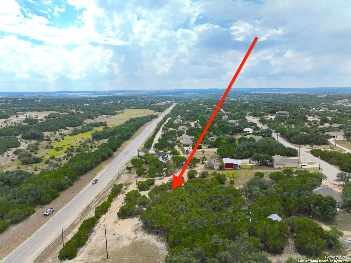 0.99 acres in Comal County - photo 2