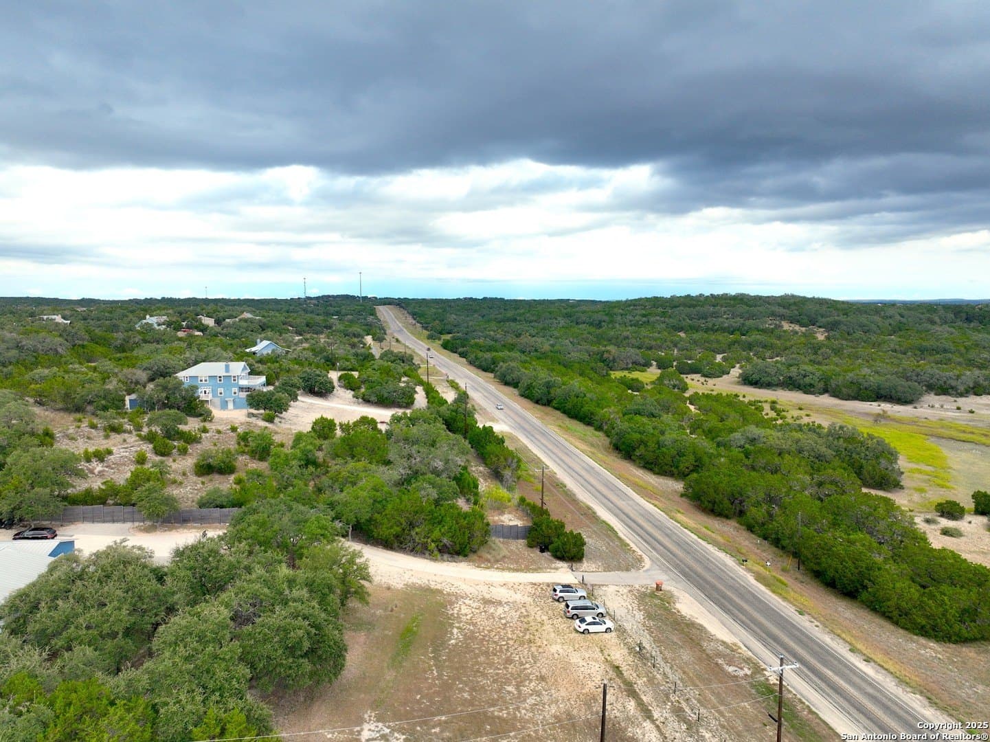 0.99 acres in Comal County - photo 3