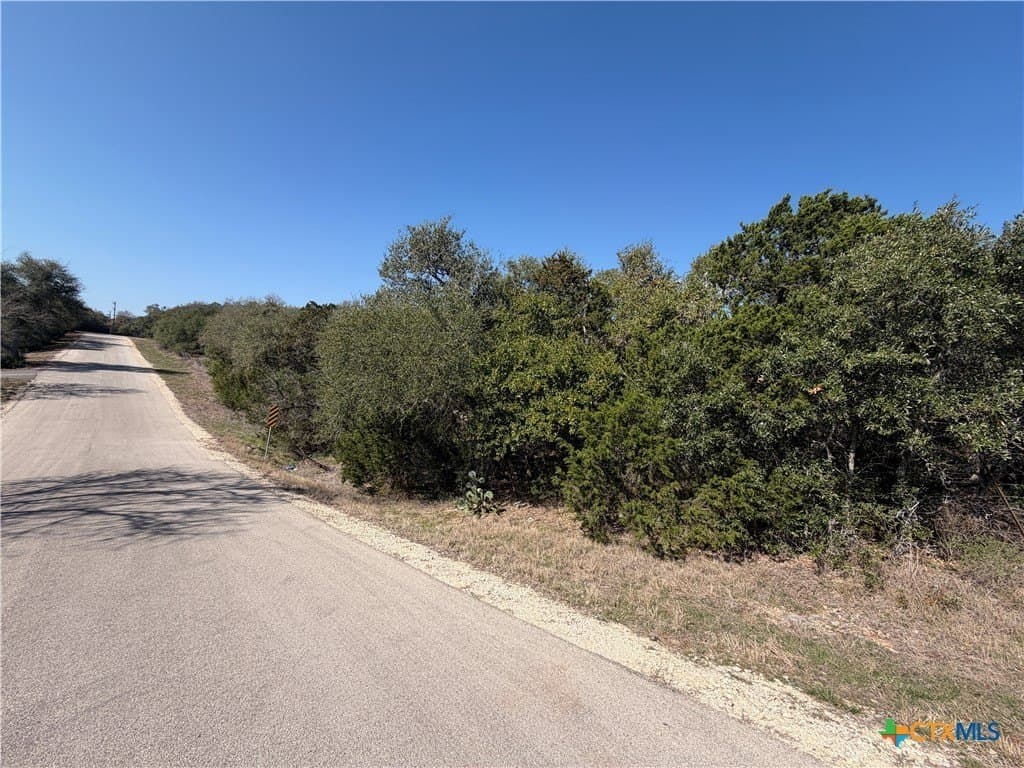 2.8 acres in Comal County - photo 5