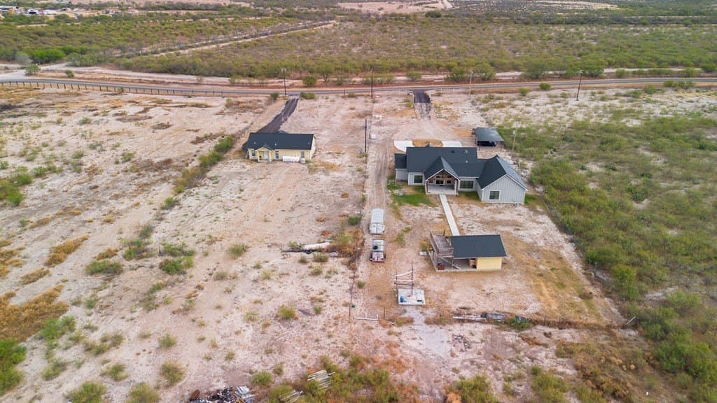 436,035 acres in Maverick County - photo 29