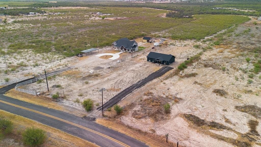 436,035 acres in Maverick County - photo 88