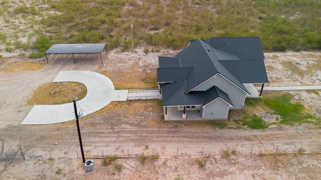 436,035 acres in Maverick County - photo 84