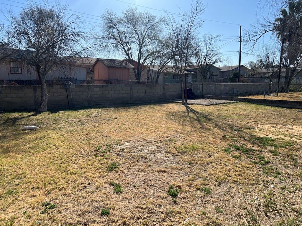 1,000 acres in Maverick County - photo 4