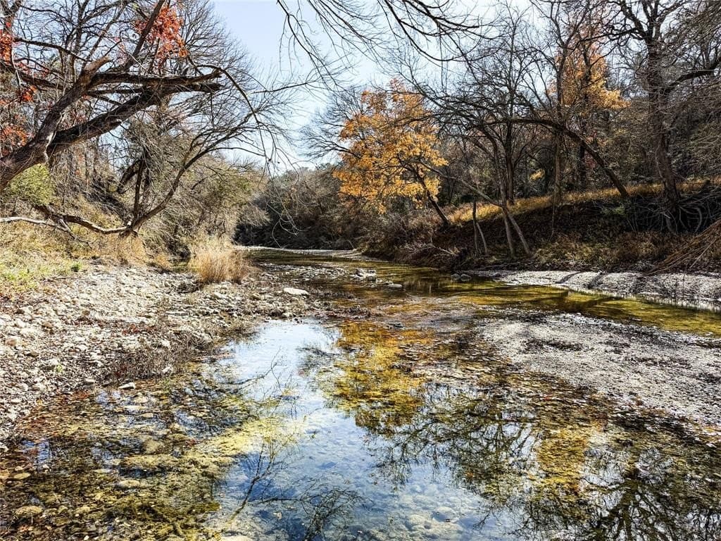 103.68 acres in McLennan County - photo 2
