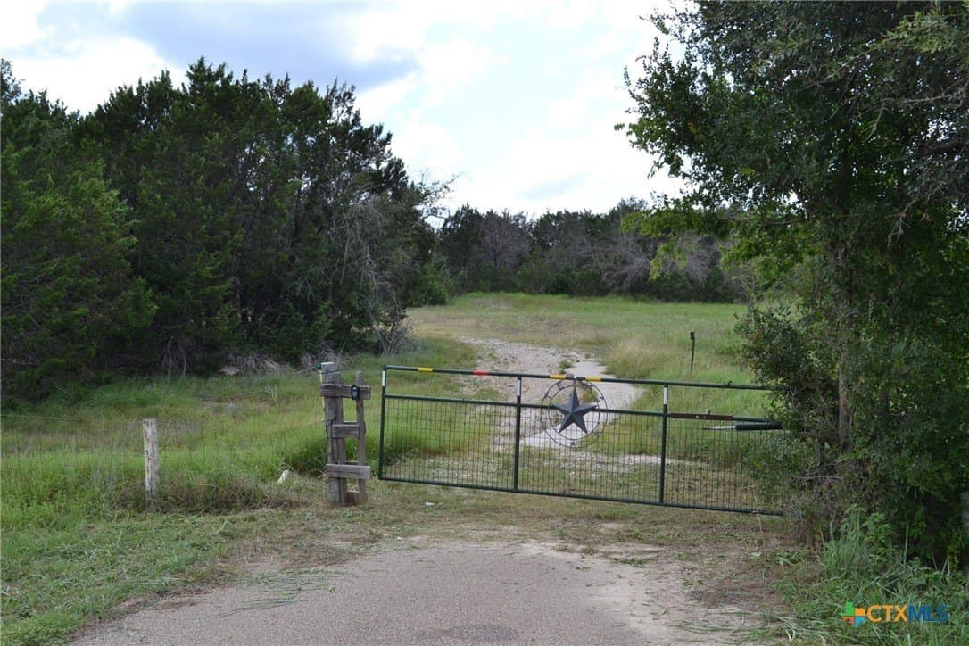 13.83 acres in Coryell County - photo 2